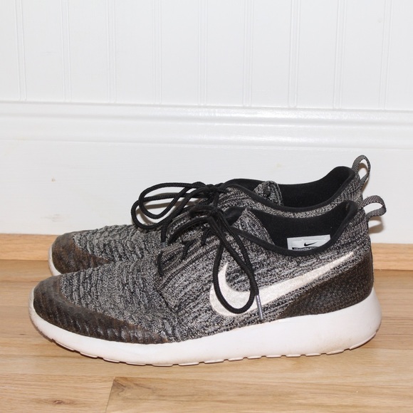 Nike FlyKnit Roshe - Picture 1 of 3